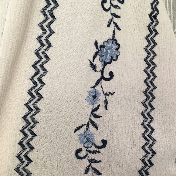 ✨host pick✨ Knox Rose Top - Picture 5 of 7